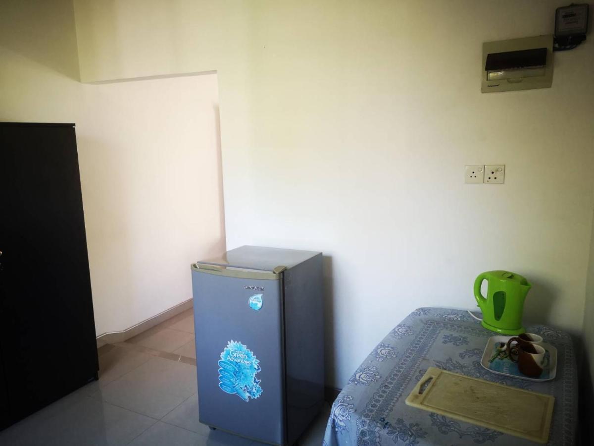 Sithu Guesthouse เบนโตตา ภายนอก รูปภาพ