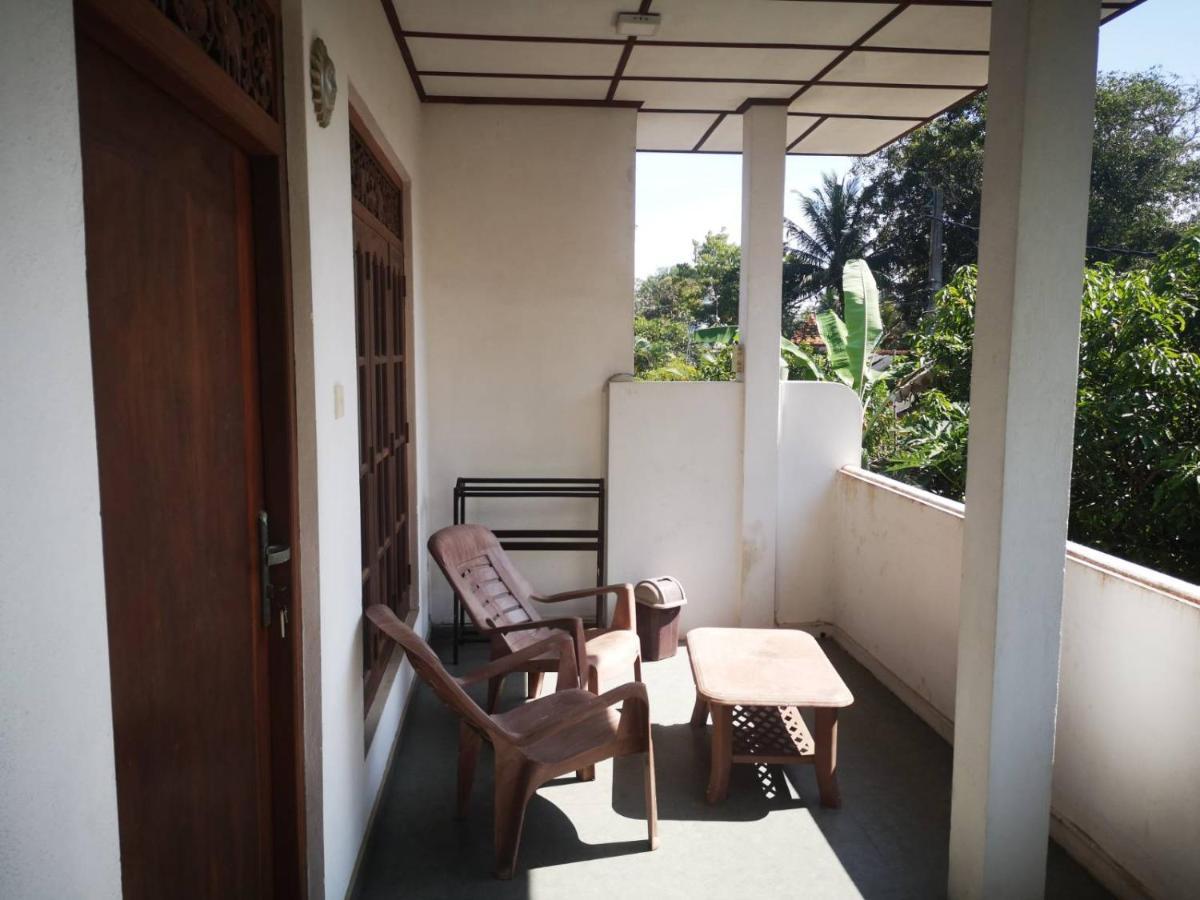 Sithu Guesthouse เบนโตตา ภายนอก รูปภาพ